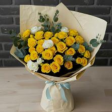 Букет цветов из:  Розы в Нежинском