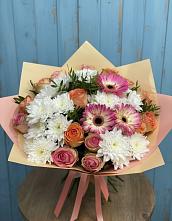 Букет цветов из:  Розы, Герберы и Хризантемы в Нежинском