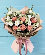 Букет цветов из:  Розы, Альстромерии и Лизиантусы в Нежинском