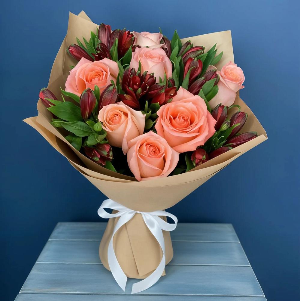 Букет цветов из: Розы и Альстромерии в Нежинском