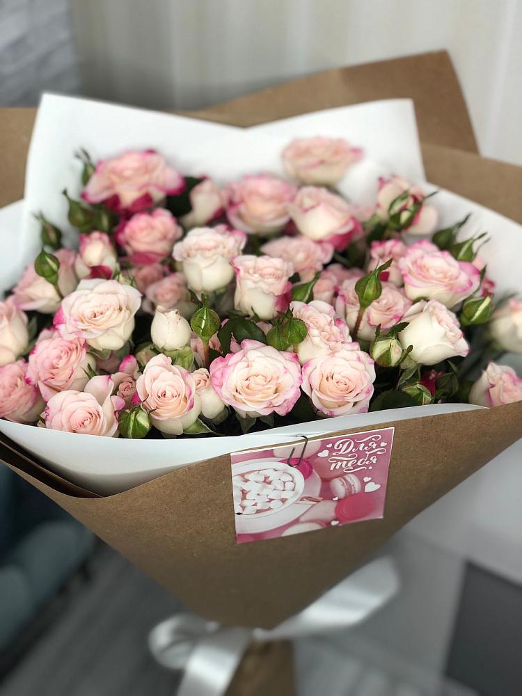 Букет цветов из: Розы в Нежинском