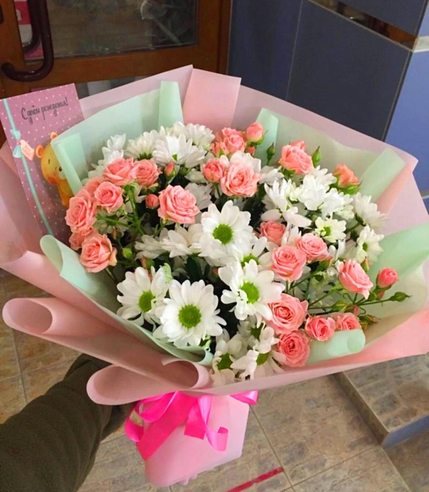 Букет цветов из: Розы и Хризантемы в Нежинском