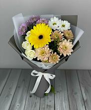 Букет цветов из:  Розы, Герберы и Хризантемы в Нежинском