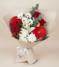 Букет цветов из:  Розы, Хризантемы, Герберы и Лилии в Нежинском