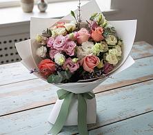 Букет цветов из:  Розы, Лизиантусы и Гвоздики в Нежинском